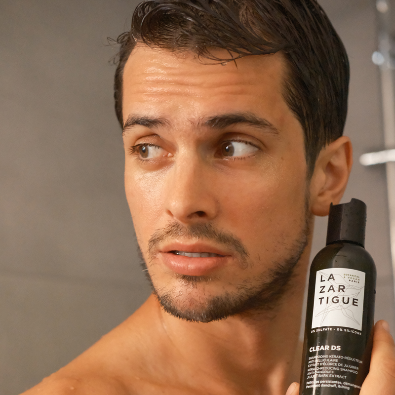 Shampoing Clear DS (Shampoing kérato-réducteur anti-pelliculaire)